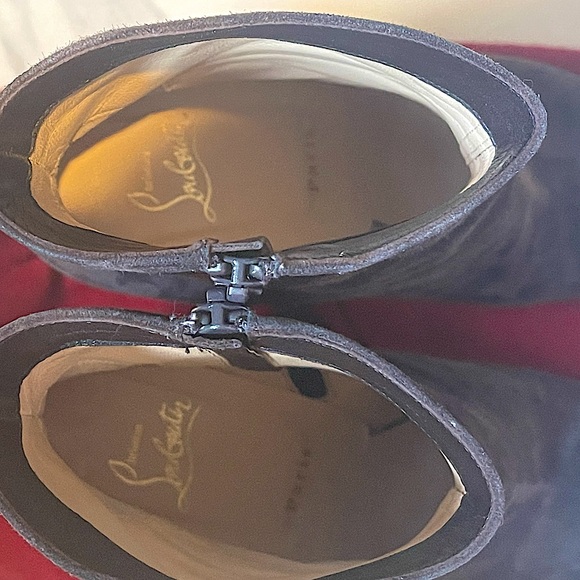 Louboutin Brown Suede Boots (37.5) - Picture 4 of 10